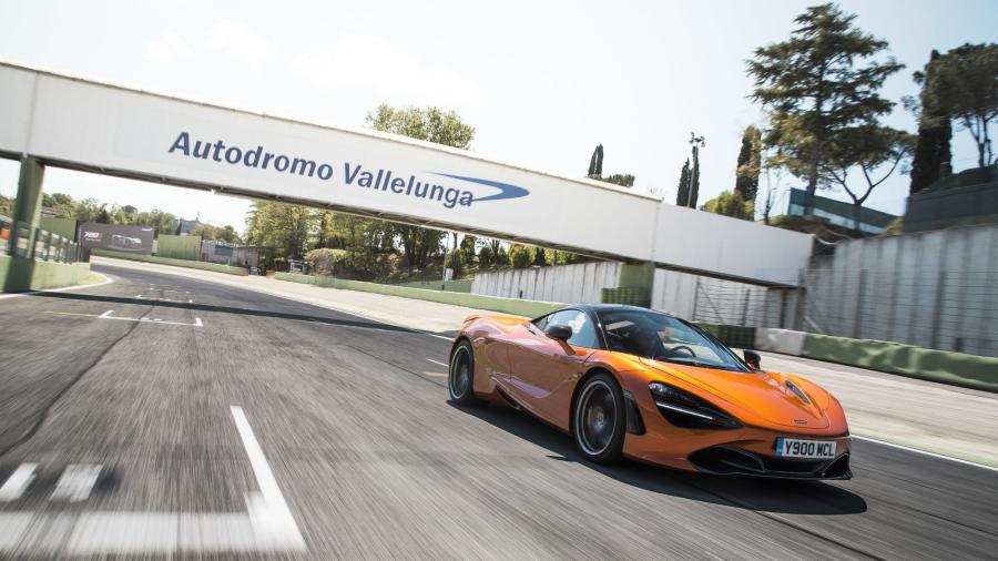  McLaren 720S Coupe 2017 года  (WW) (фото 61 из 160)